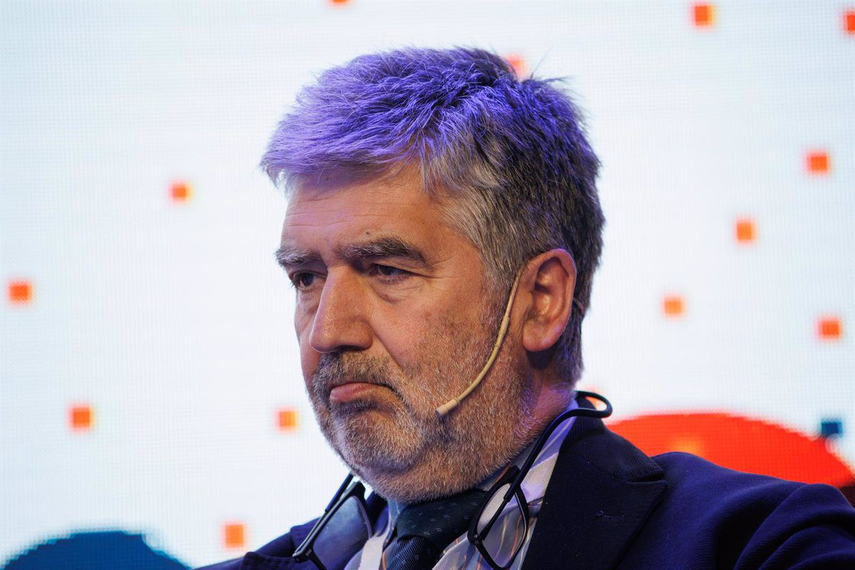 Cosidó Desmiente Conocimiento de Investigaciones Policiales sobre Cargos de Podemos y el Gobierno del PP