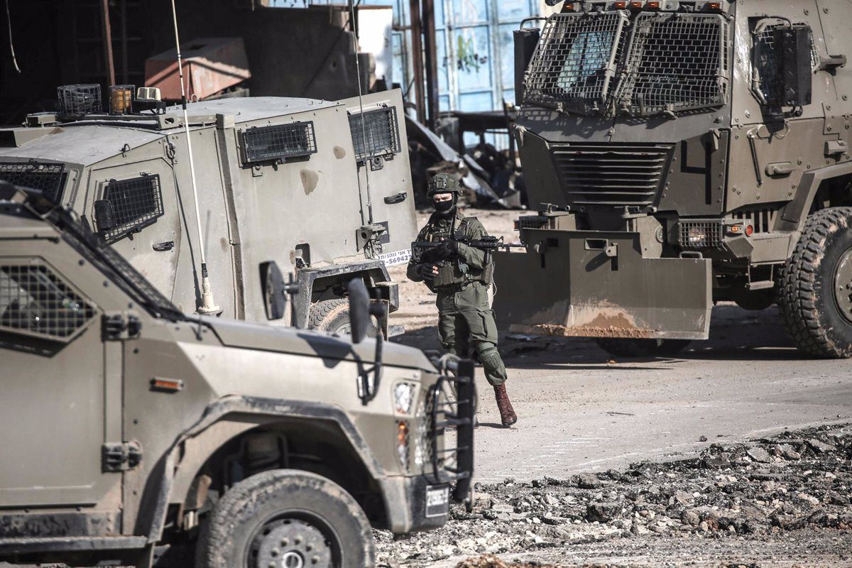 Ejército israelí planifica operaciones clave en Cisjordania tras el alto el fuego en Gaza