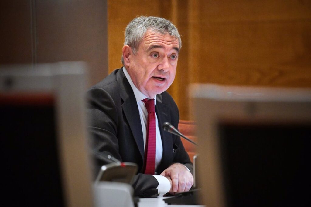 El Constitucional excluye a Macías de todos los recursos sobre la amnistía, no solo de la consulta del Supremo