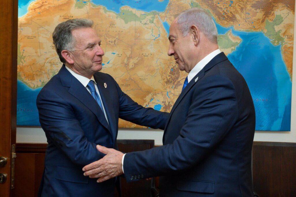 El Enviado de Trump se Reúne con Netanyahu y Visita el Corredor de Netzarim en Gaza: Análisis de su Impacto en Oriente Próximo