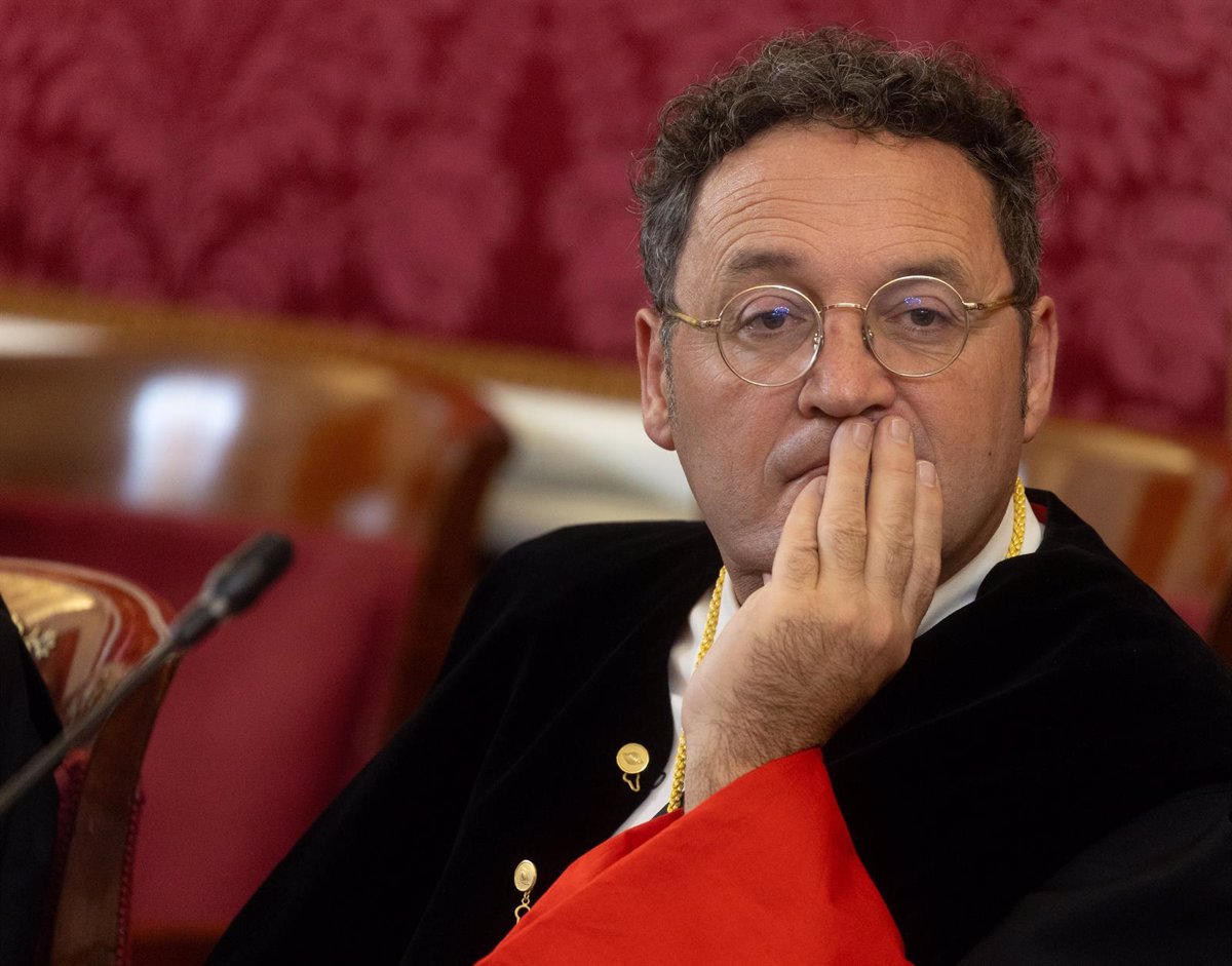 El Fiscal General Solicita al Tribunal Supremo Detener Filtraciones que Promueven el 'Juicio Paralelo' del que Se Siente Víctima