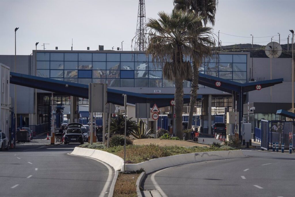 El Gobierno Reconoce que la Apertura de las Aduanas de Ceuta y Melilla Está Próxima, pero Evita Compartir Detalles