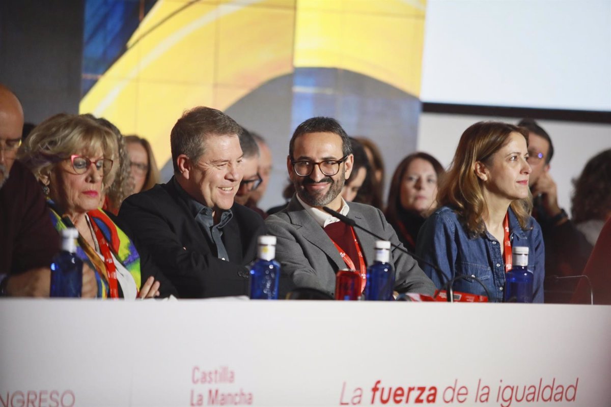 El PSOE de Page Aboga por la Igualdad en la Financiación Territorial en su Congreso, Mientras Sánchez Mantiene la Calma
