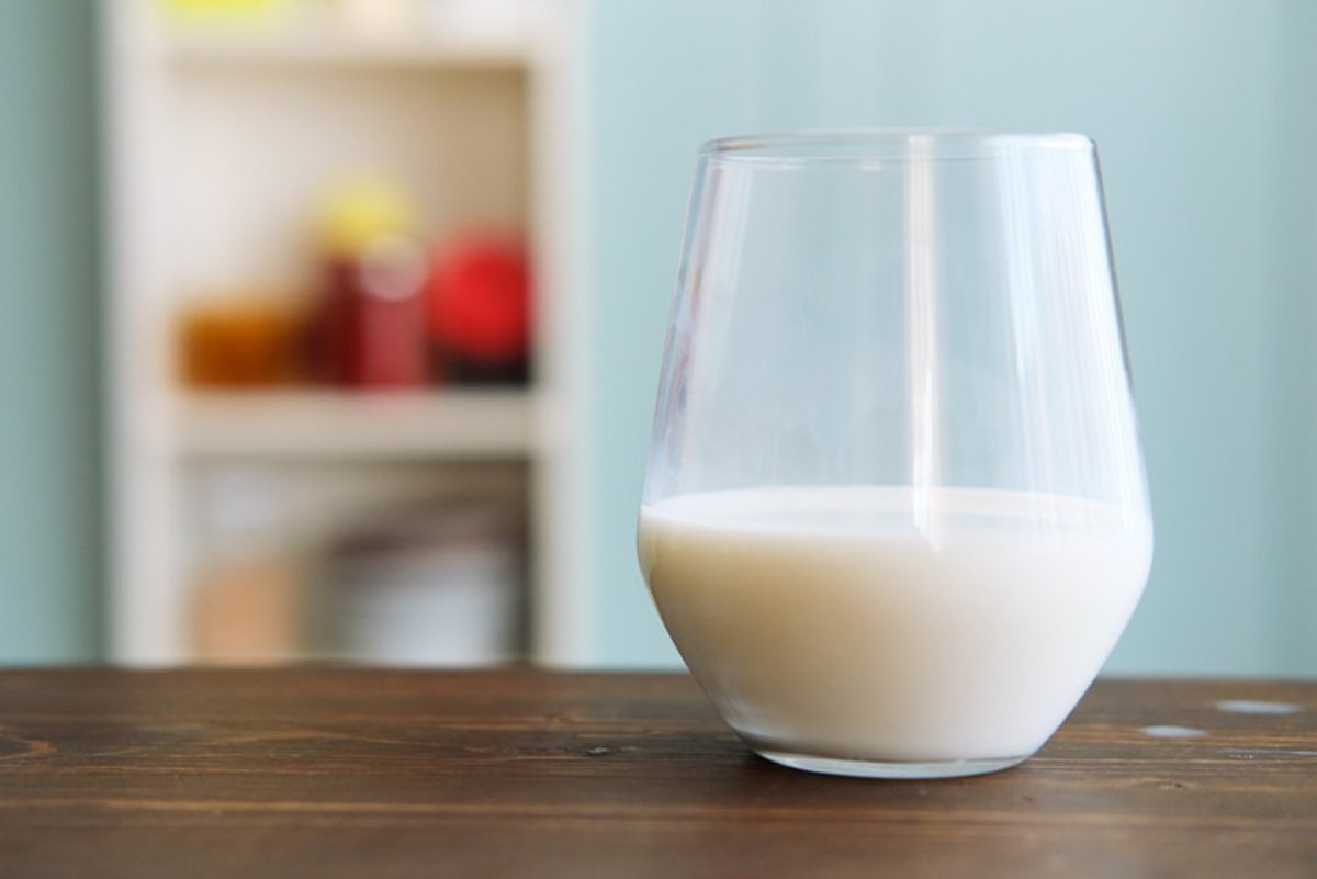 Explora cómo la leche afecta tu microbioma: hallazgos de una nueva investigación científica.