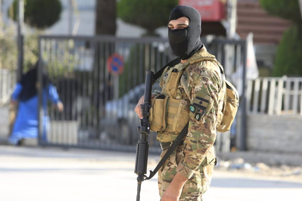 Israel Retrasa la Retirada del Sur de Líbano Más Allá del Domingo: Últimas Noticias