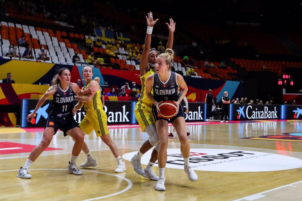 Ivana Jakubcova termina su contrato con el Spar Girona