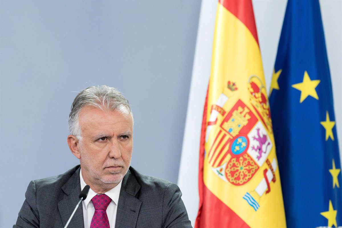 Juan Carlos I podría unirse a la celebración de la muerte de Franco si llega a un acuerdo con el Gobierno y Zarzuela