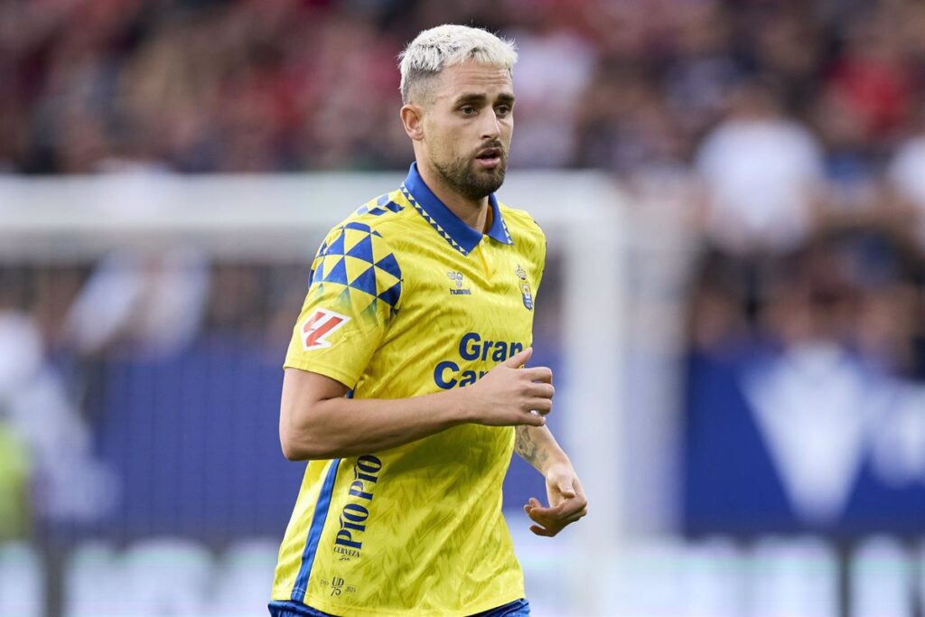 Las Palmas evita otra crisis al empatar con Osasuna en el tiempo de descuento