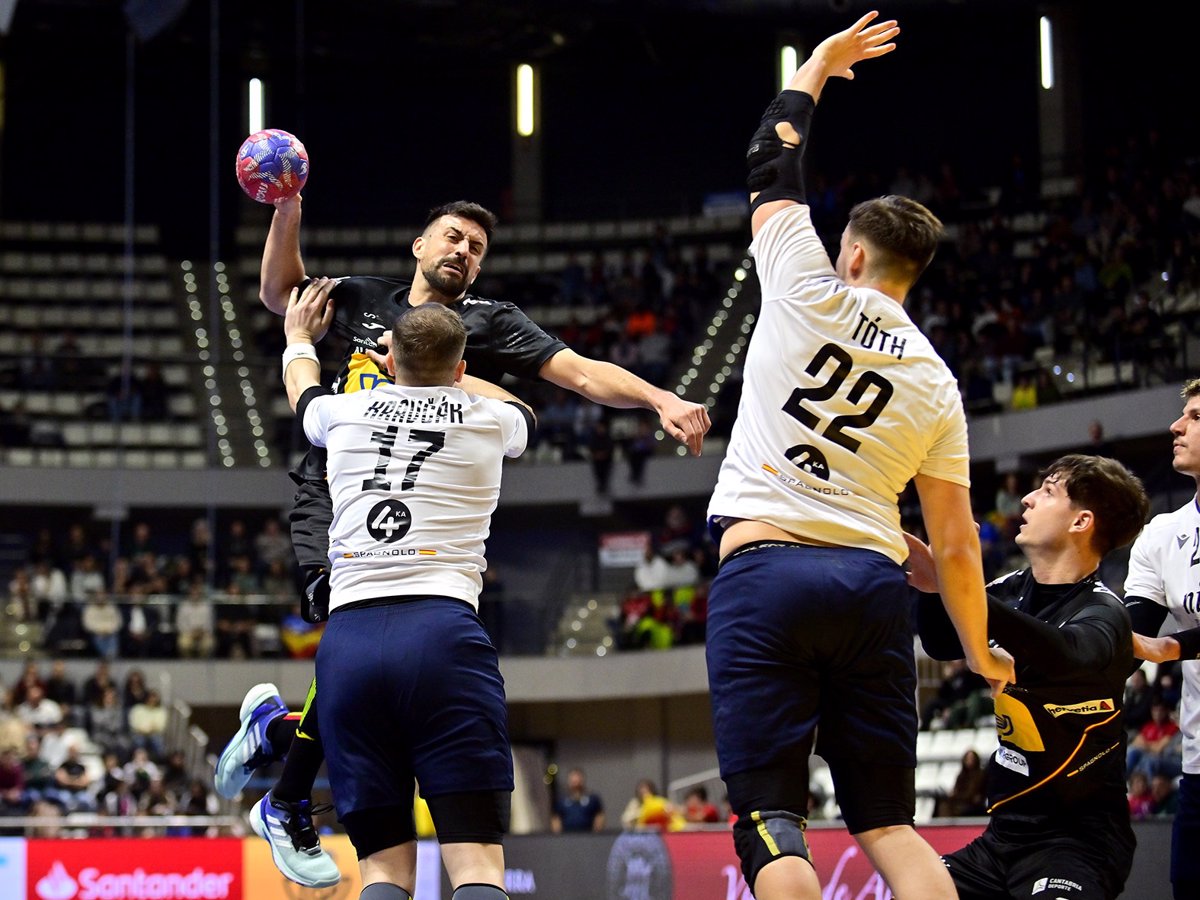 Los 'Hispanos' enfrentan dificultades ante Eslovaquia, pero se preparan para la final del TIE contra Noruega.