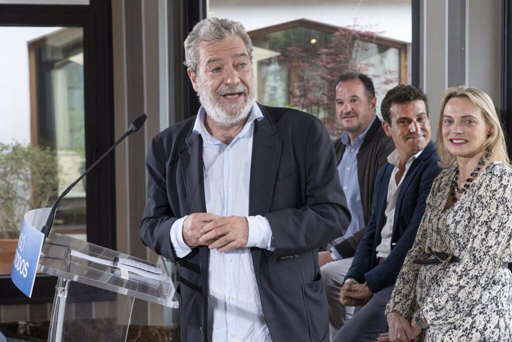 PSOE denuncia a Miguel Ángel Rodríguez por filtrar información de periodistas, proveniente de un escolta de Ayuso