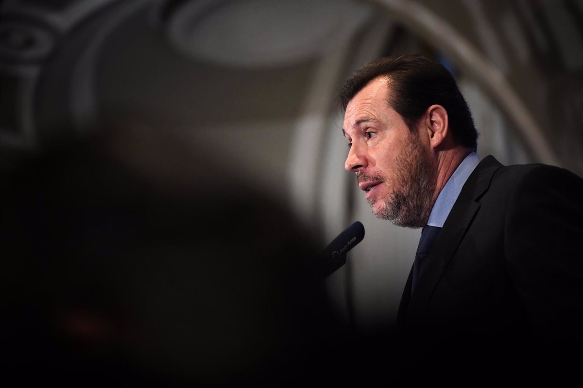 Prioriza la Democracia: Más Allá de los Intereses de Sánchez