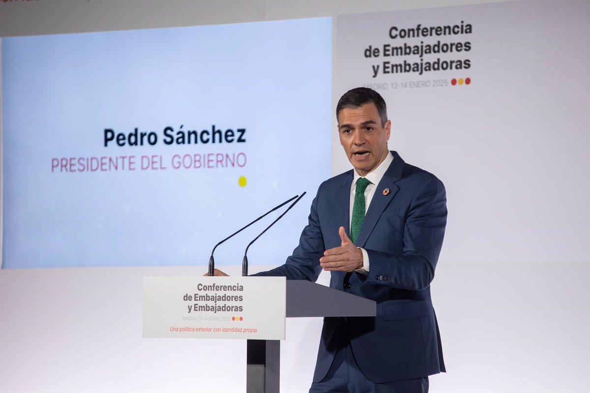 Sánchez Promueve una España Inclusiva y Comprometida con los Valores Constitucionales