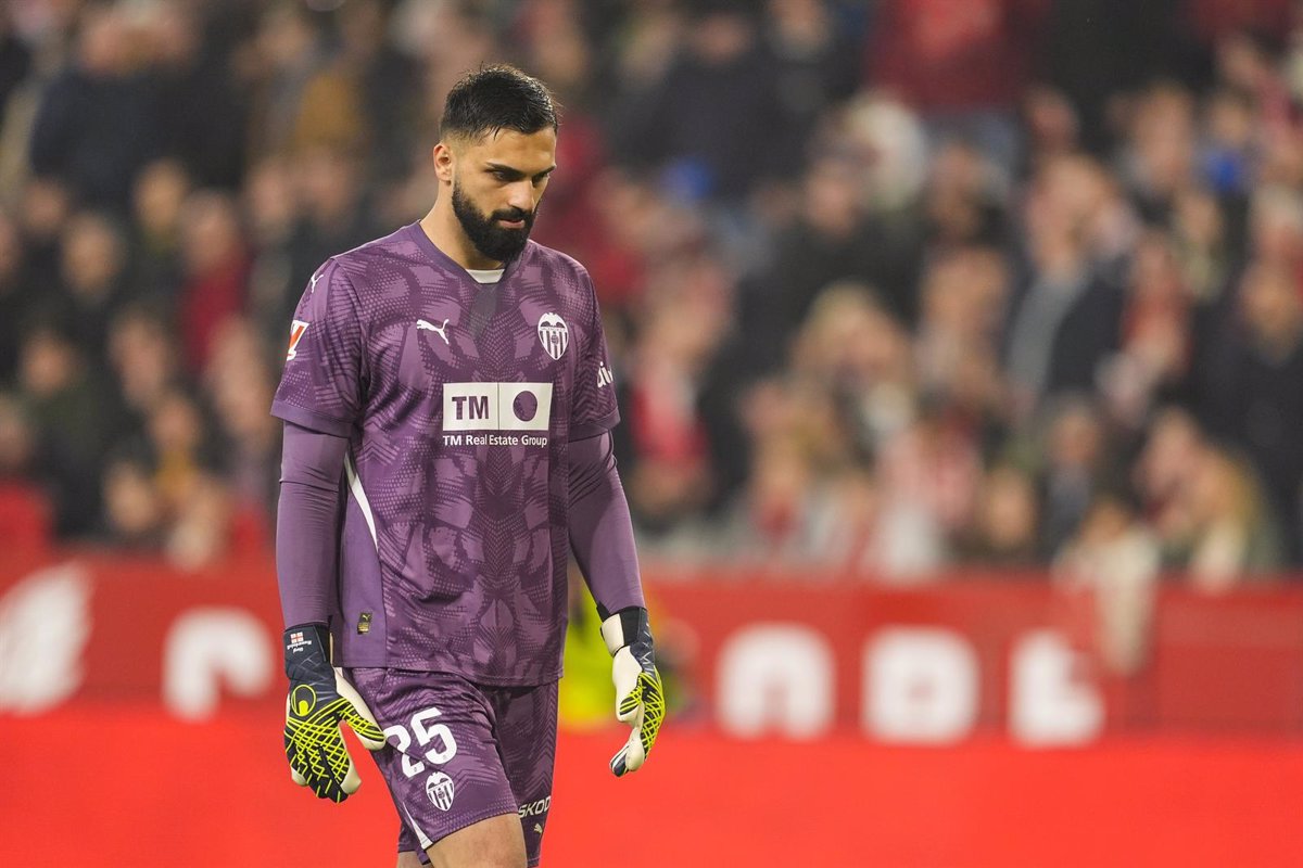 Sevilla y Girona dejan a Valencia y Alavés sin puntos en el tiempo de descuento