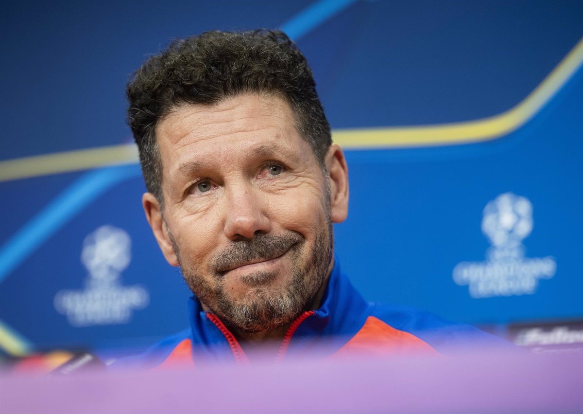 Simeone sobre el 'caso Olmo' y la sanción a Vinícius: "Es mejor que no opine"