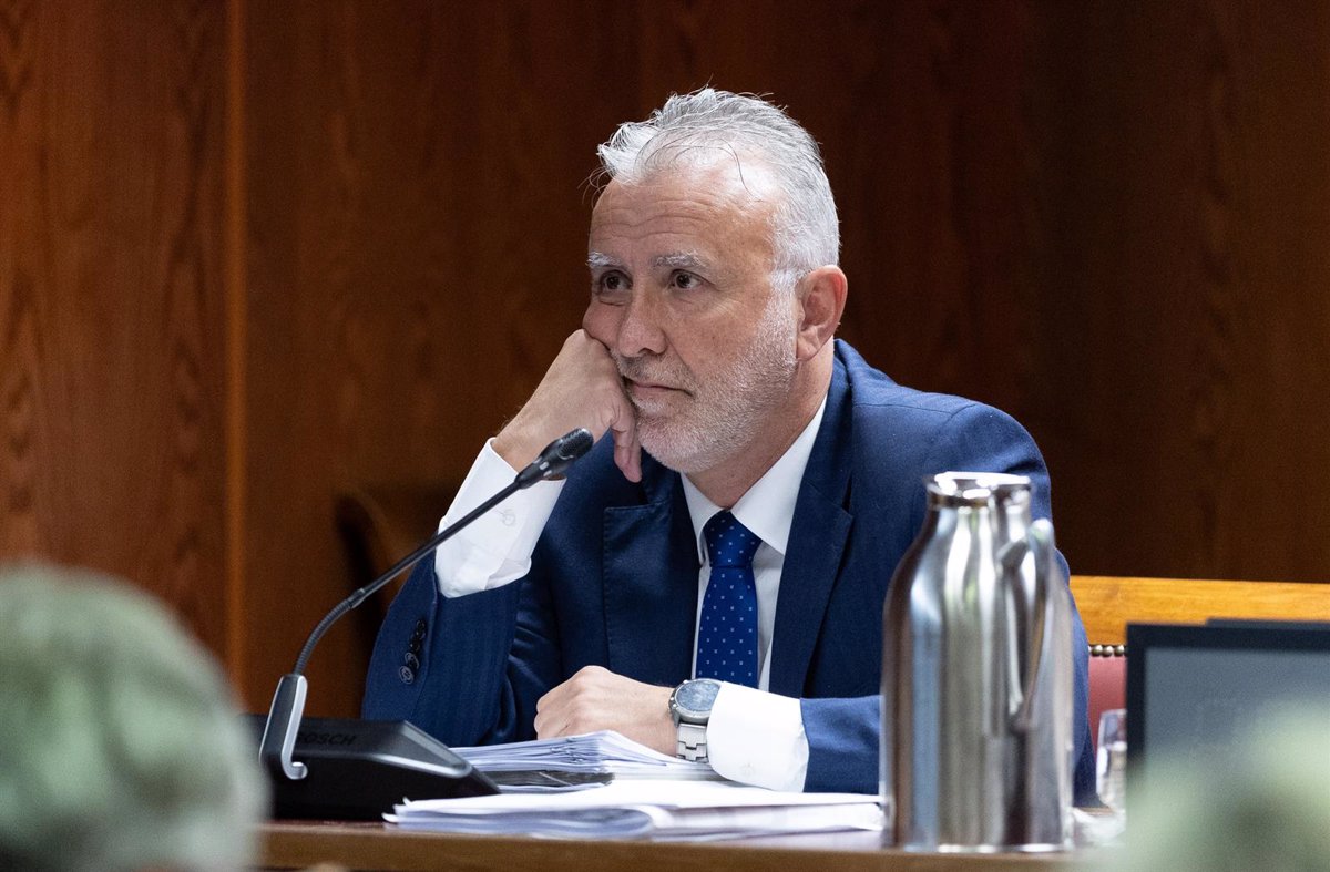 Torres Desmiente Relación con Aldama, Niega Contactos con 'Señoritas' y Desafía al PP a Probar Sus Acusaciones