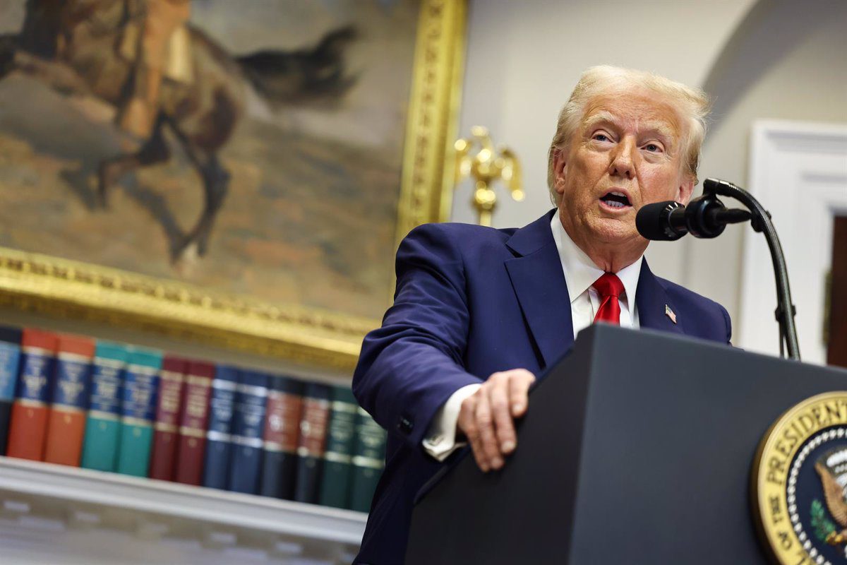 Trump anticipa encuentro con Putin y sugiere que la paz podría llegar si desciende el precio del petróleo