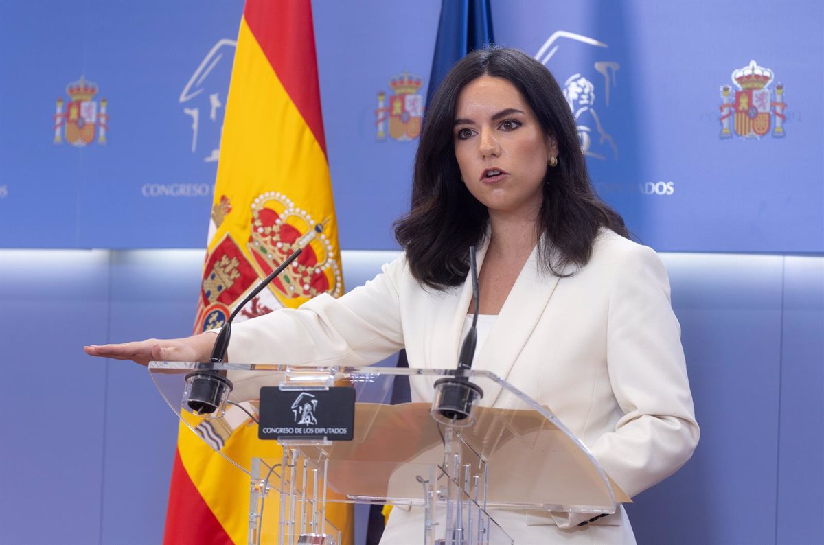 Vox critica al PP por 'ceder' ante el Gobierno y reafirma su rechazo al nuevo decreto ómnibus