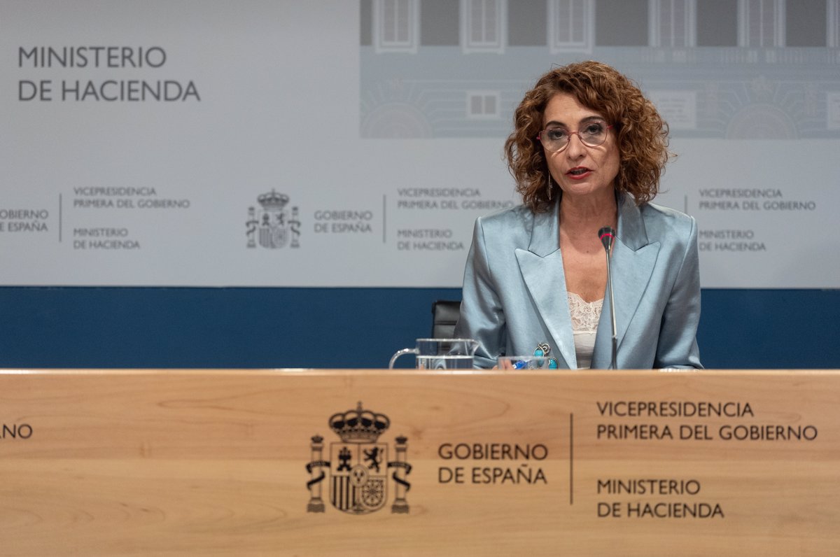 Andalucía y Cataluña: Juntas Aportan el 43% del Total