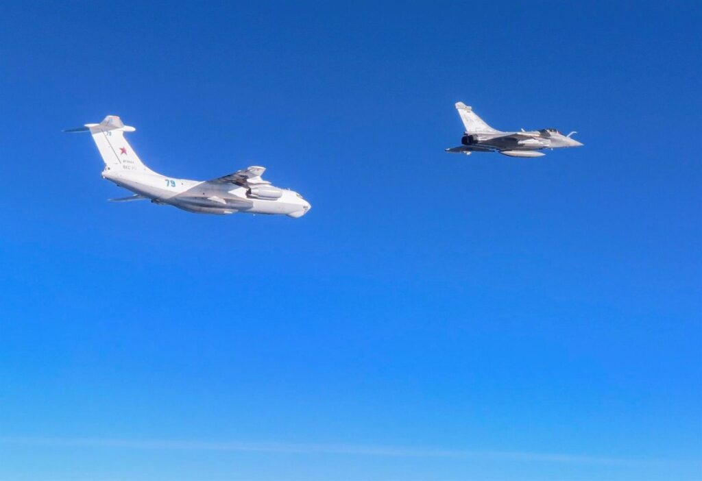 Aviones de la OTAN Interceptan Dos Vuelos Rusos Sobre la Costa de Letonia