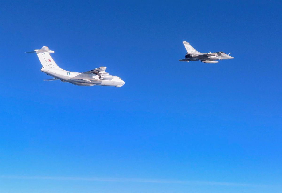 Aviones de la OTAN Interceptan Dos Vuelos Rusos Sobre la Costa de Letonia