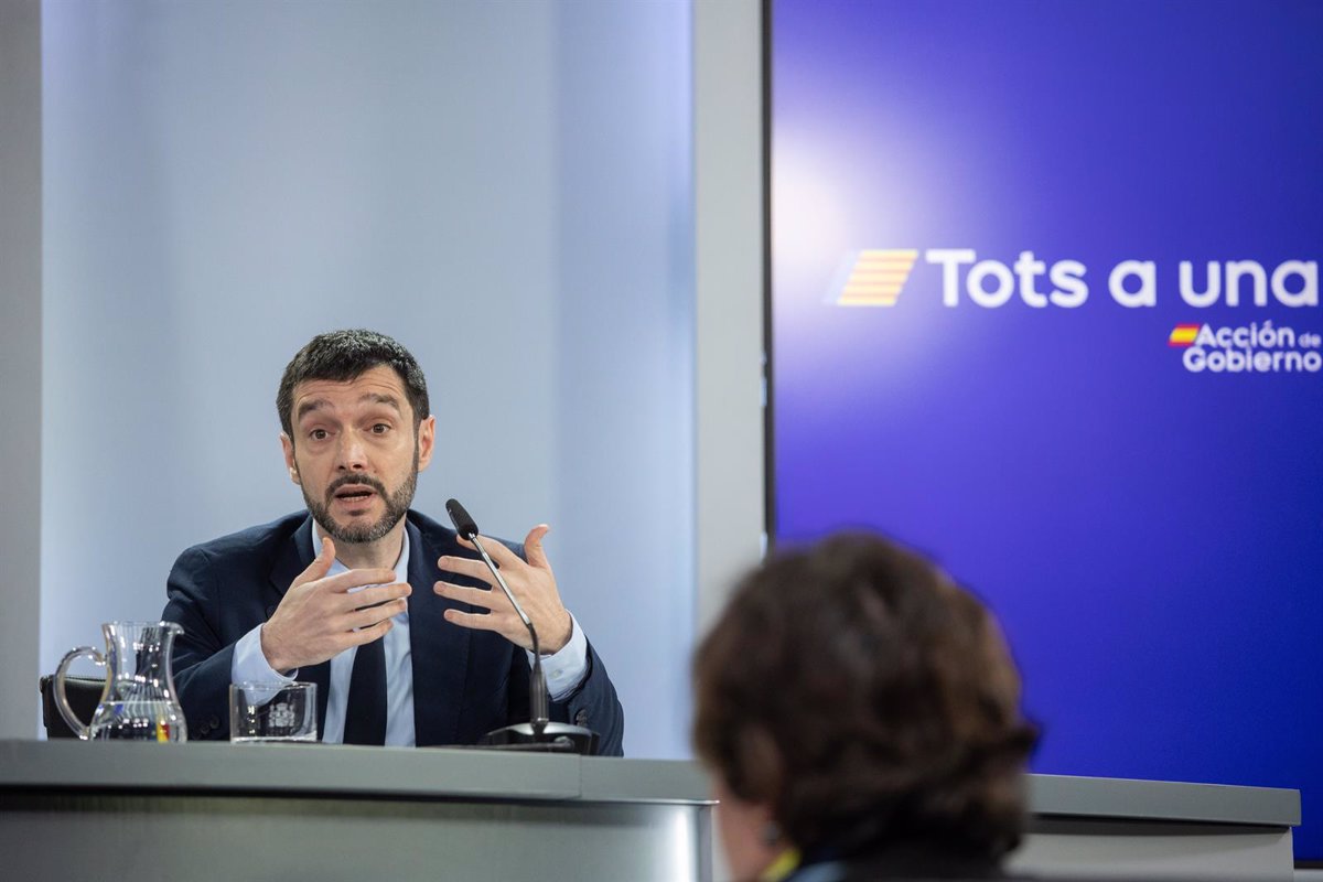 Bustinduy minimiza el desacuerdo sobre el SMI y afirma que la coalición se encuentra en excelente estado