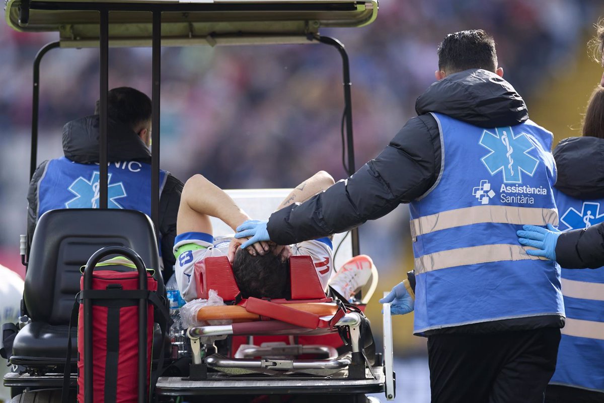 Conechny sufre fractura en el cráneo y traumatismo severo tras colisión con Gavi