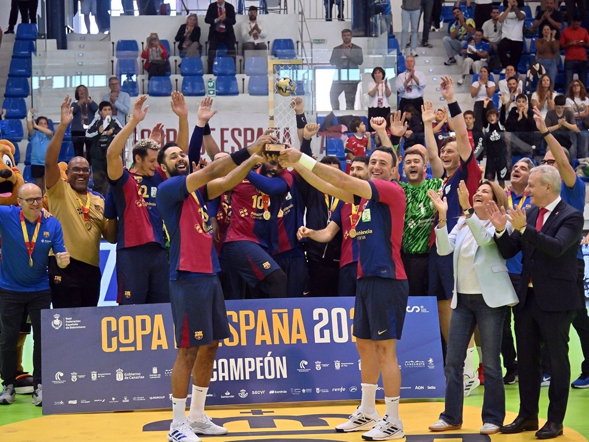 El Barça se impone al Bathco Torrelavega y se corona campeón de la Copa de España.