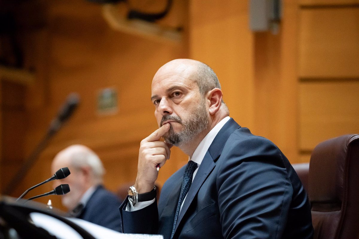 El PSOE denuncia al Senado por ocultar el coste del Pleno del PP sobre el decreto ómnibus