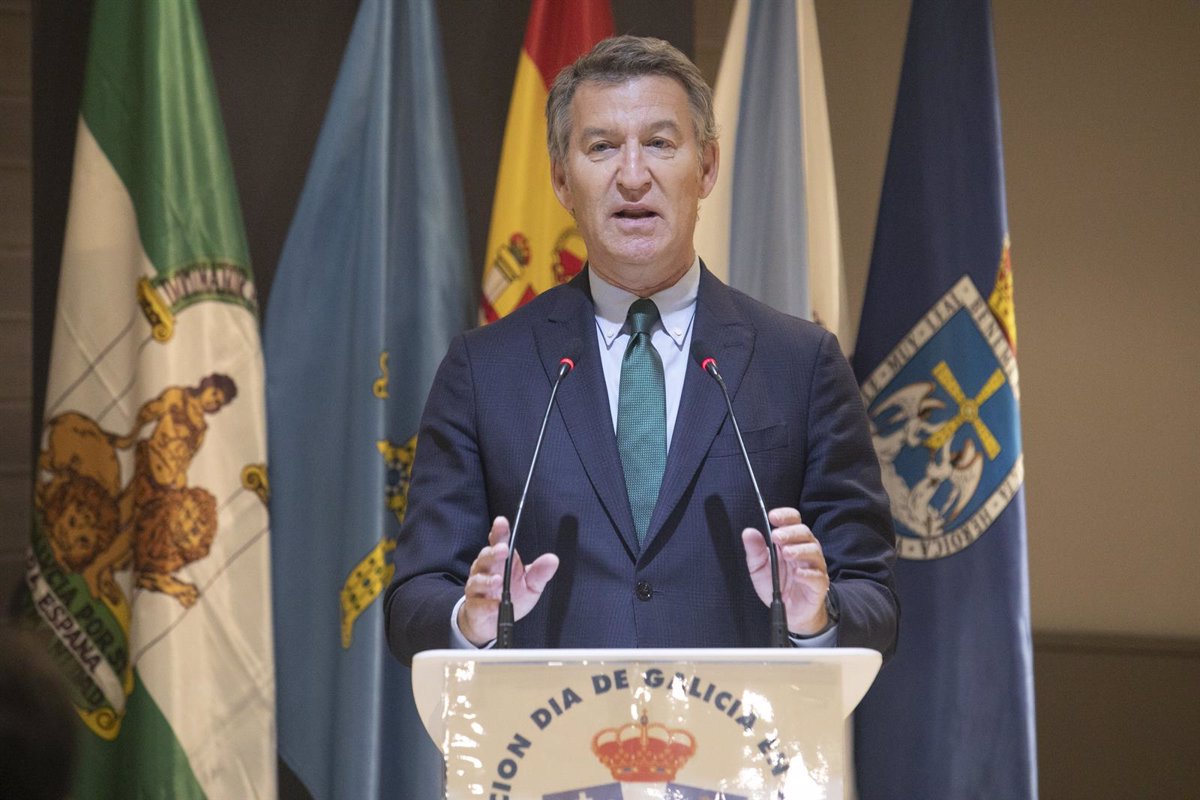 Feijóo Celebra el 28F y Destaca Andalucía como Tierra de Vanguardia y Crecimiento que Genera Orgullo