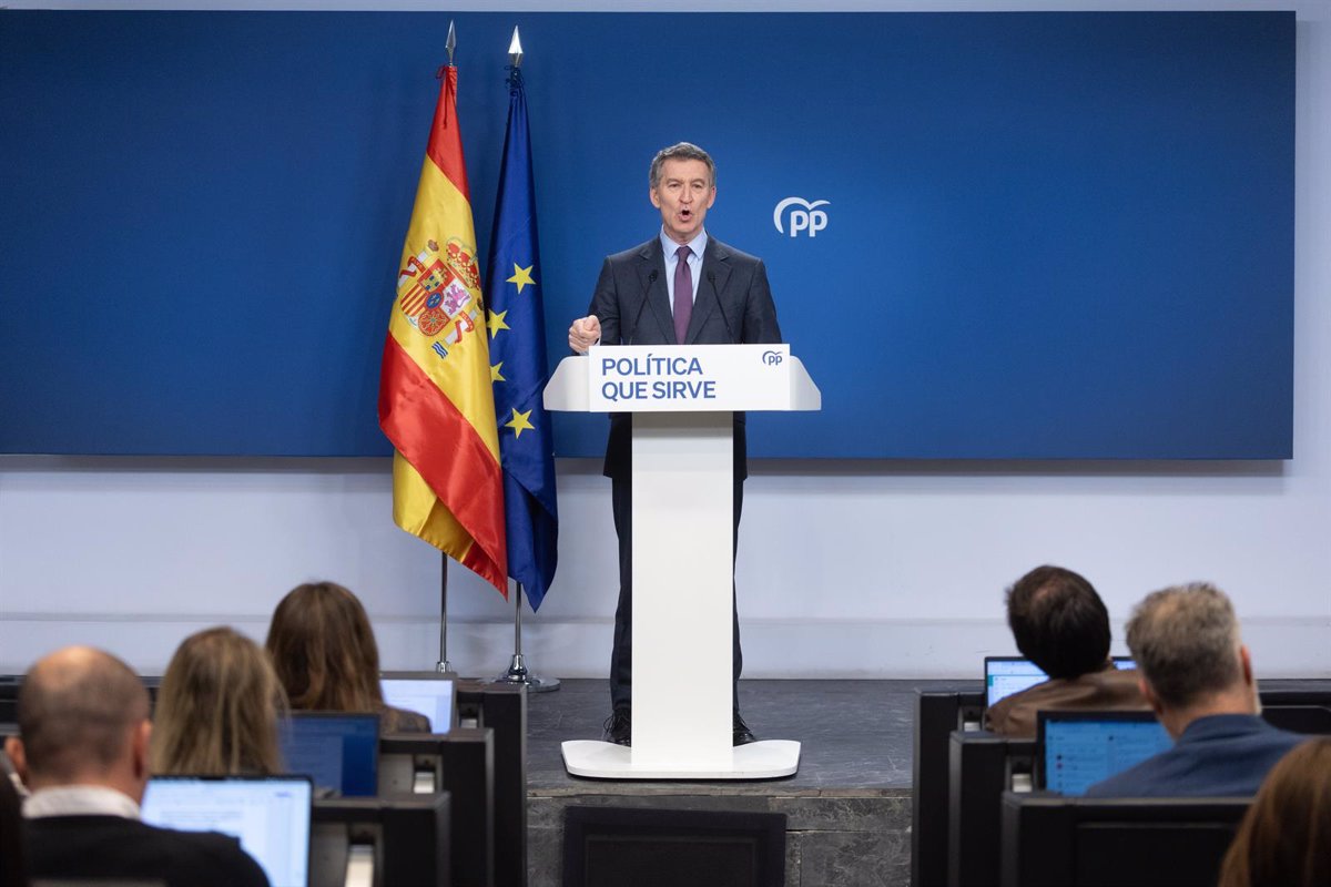 Feijóo Solicita a Sánchez Detalles sobre la Ayuda Militar a Ucrania y Anuncia Votación para Aclarar Posturas