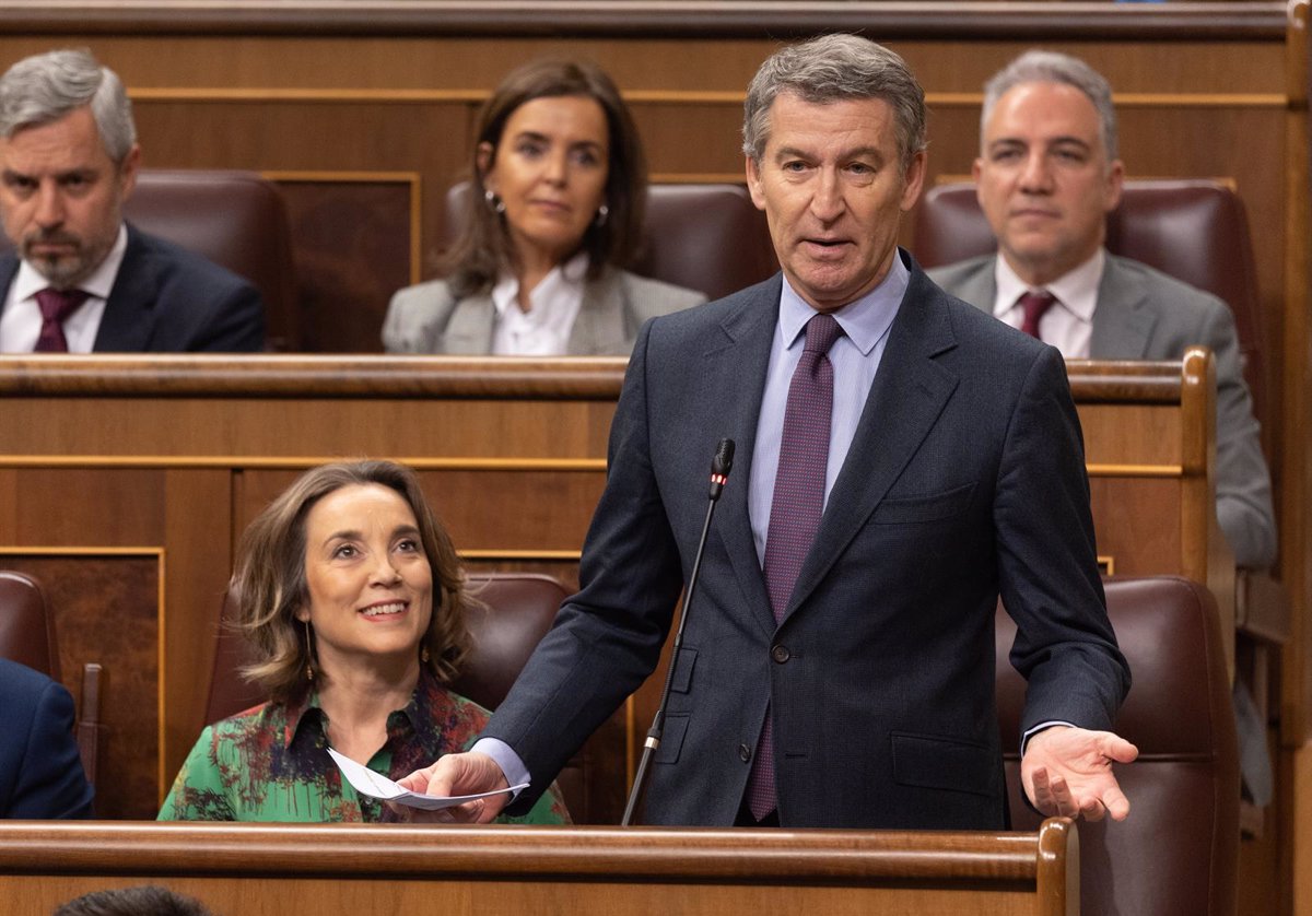 Feijóo critica la condonación de deuda al independentismo, mientras Sánchez sugiere reconsiderar su postura de 'no'