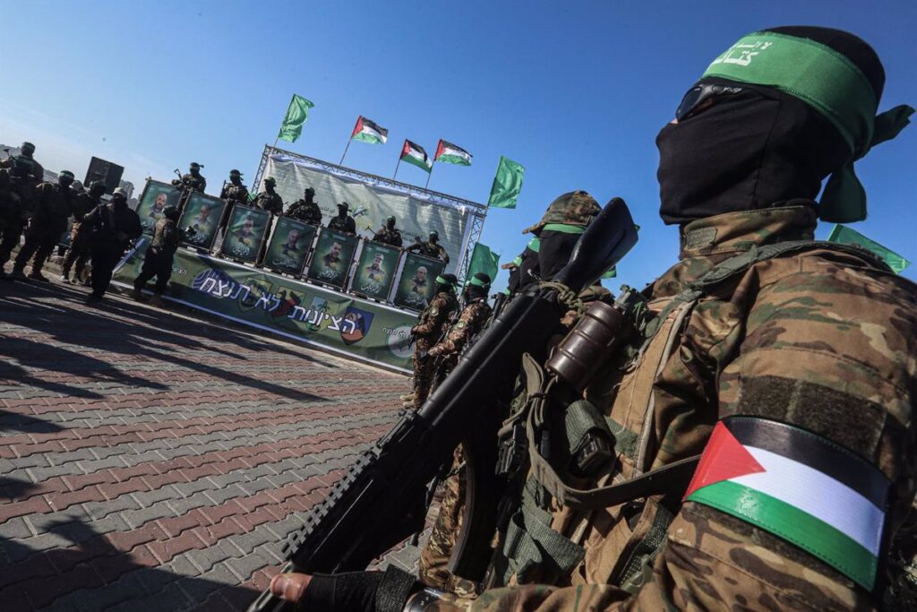 Hamás Anuncia la Identidad de Tres Nuevos Rehenes que Liberará Este Sábado