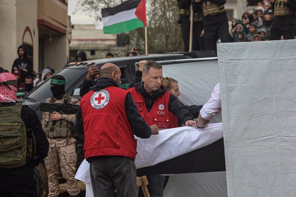 Israel Anuncia Entrega de Cuerpos de Cuatro Rehenes por Hamás Esta Noche Sin Ceremonias