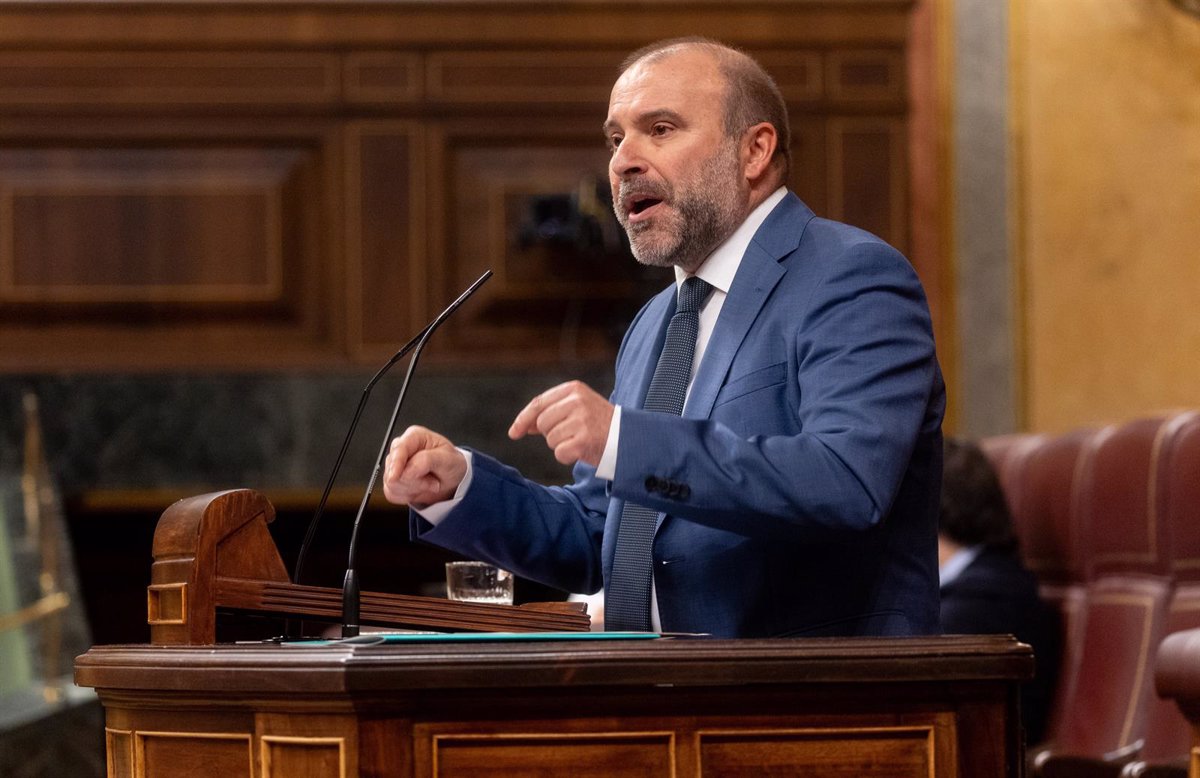 Junts Solicita al Congreso Reservar Plazas de Justicia para Hablantes de Catalán