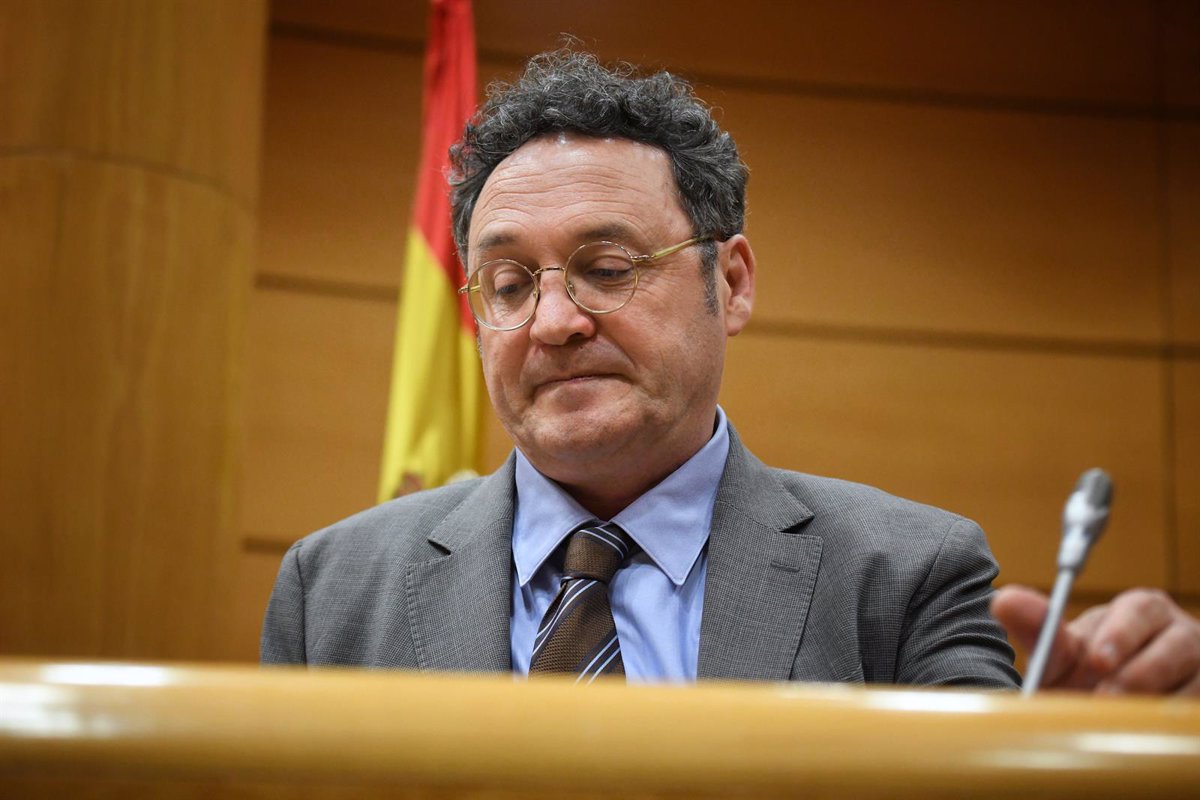 La UCO revela que el fiscal general recibió dos teléfonos móviles, reinició uno y no devolvió ninguno