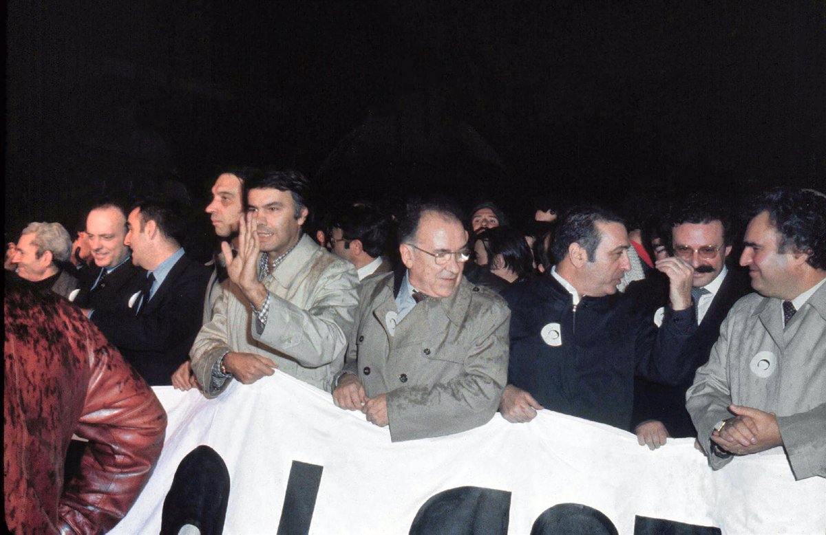 Las Manifestaciones por la Democracia del 23-F Serán Reconocidas como Lugar de Memoria Democrática