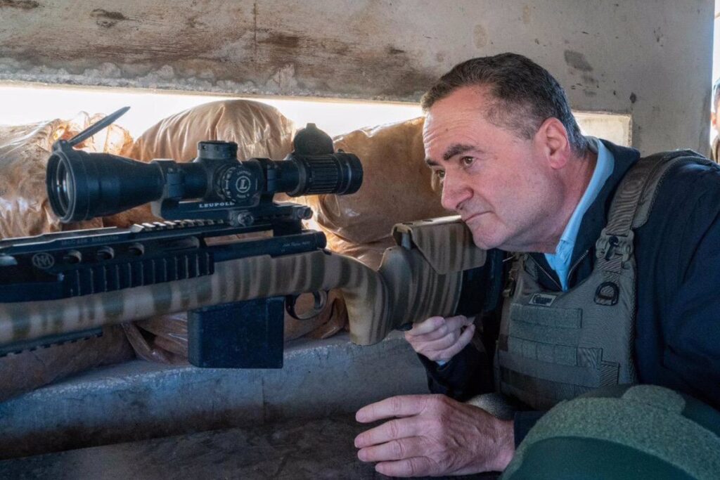 Ministro de Defensa de Israel Advierte a Hamás: Reanudación de la Guerra en Gaza si No se Libera a los Rehenes