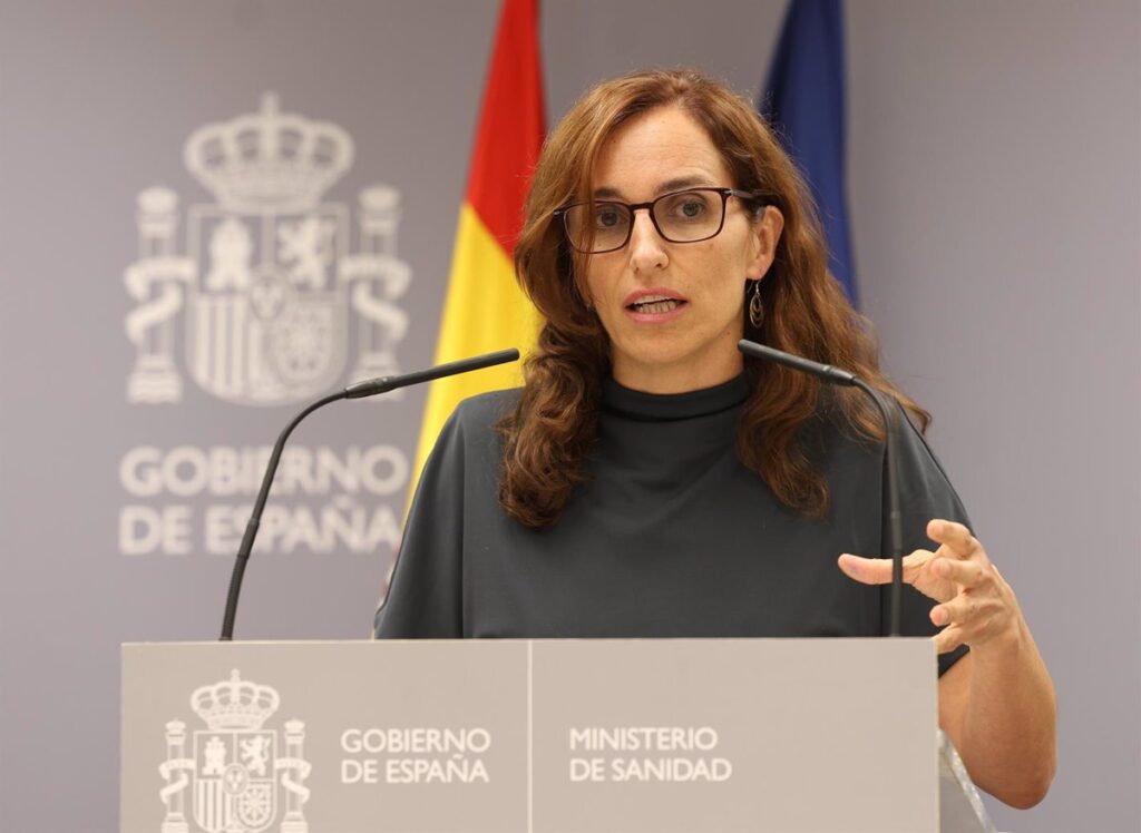 Mónica García resalta el Plan de Acción de Salud Mental como "pionero" en la prevención del suicidio.