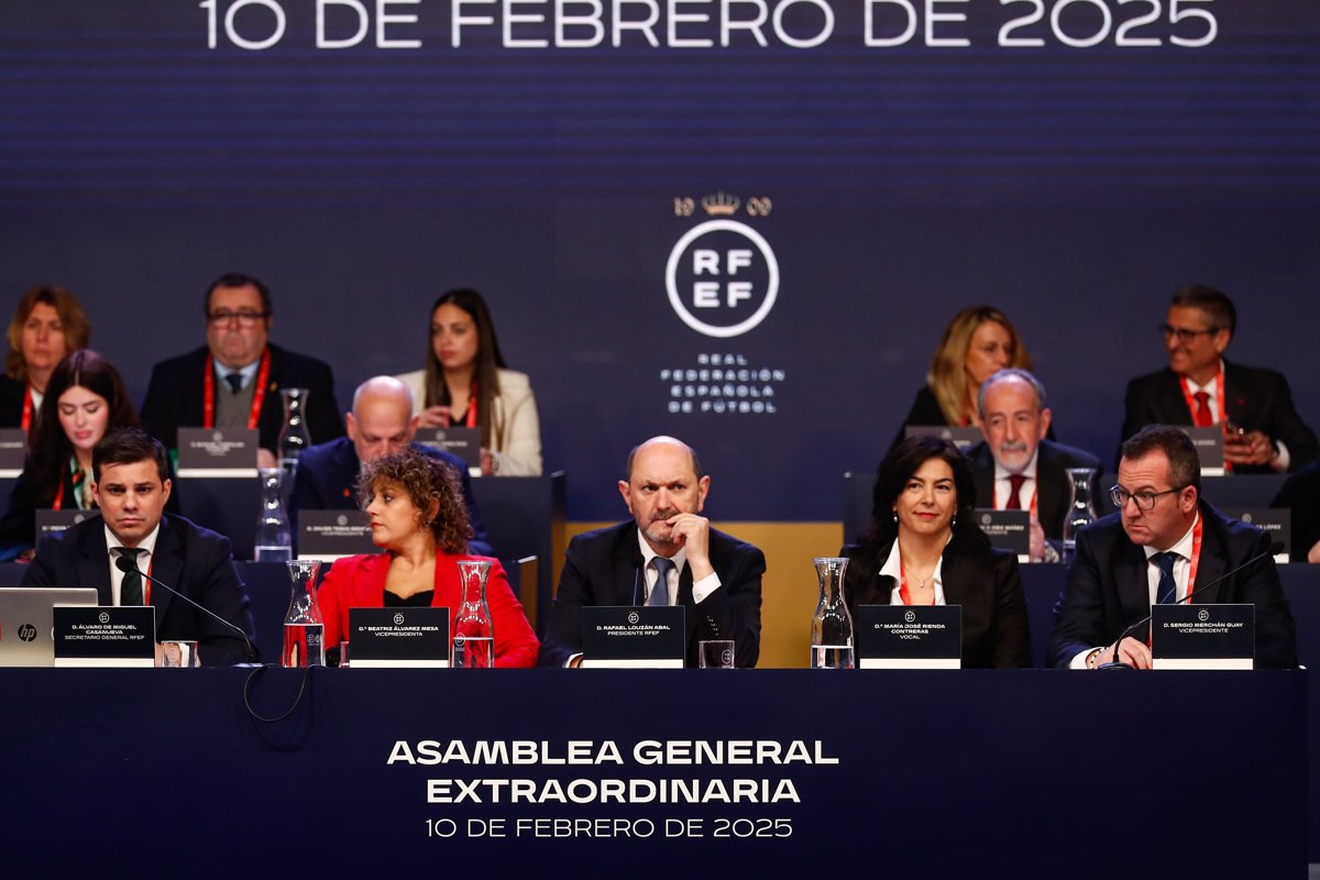 Numerosas personas han depositado su confianza en mí y el tiempo ha respaldado nuestra decisión.