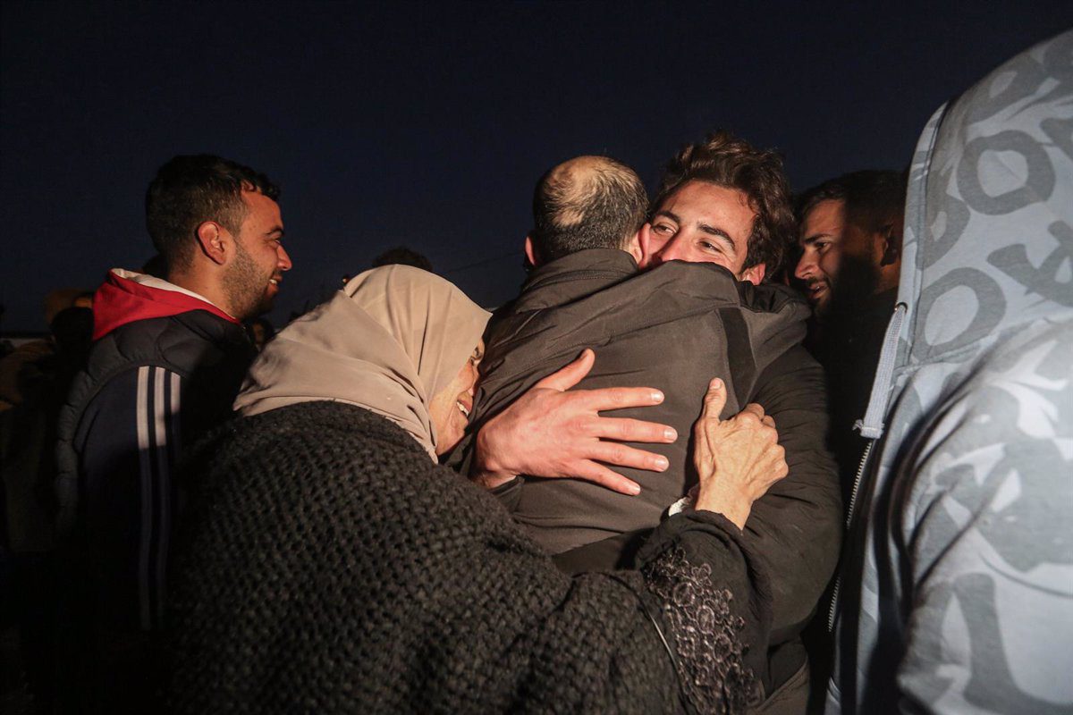 Organismo de Hamás Reporta la Liberación de 640 Presos Palestinos por Parte de Israel