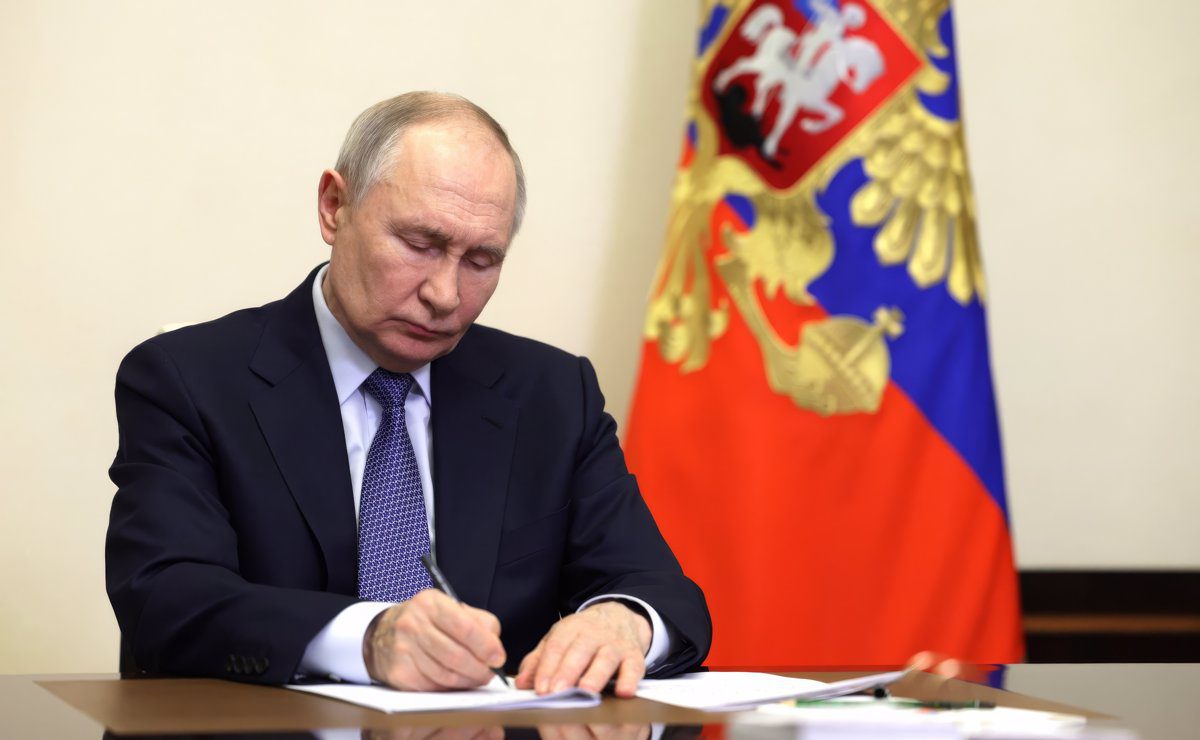 Putin afirma que "nadie" busca excluir a Ucrania de las negociaciones y reprocha la respuesta de Zelenski