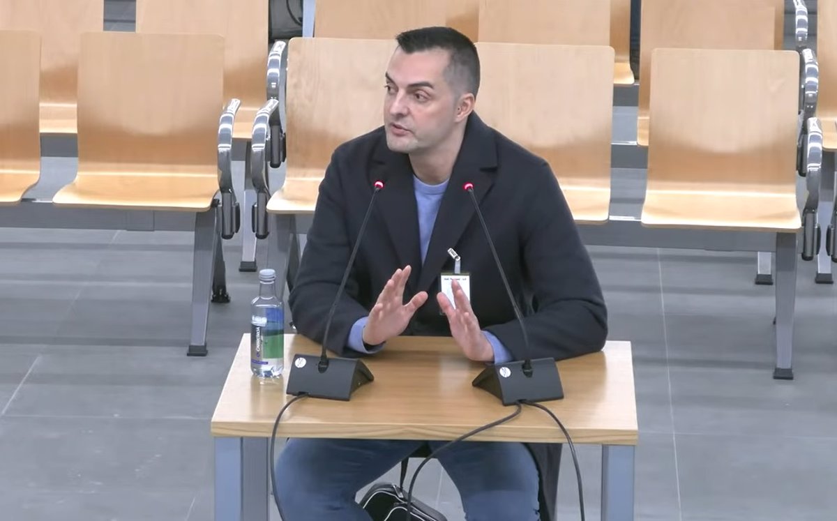 Rafael Hermoso revela intento de coacción del seleccionador por orden de Rubiales para minimizar la controversia del beso