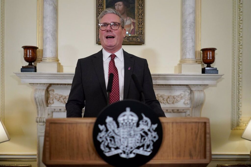 Starmer asegura que la relación comercial entre EE. UU. y Reino Unido debe ser 'justa y equilibrada'