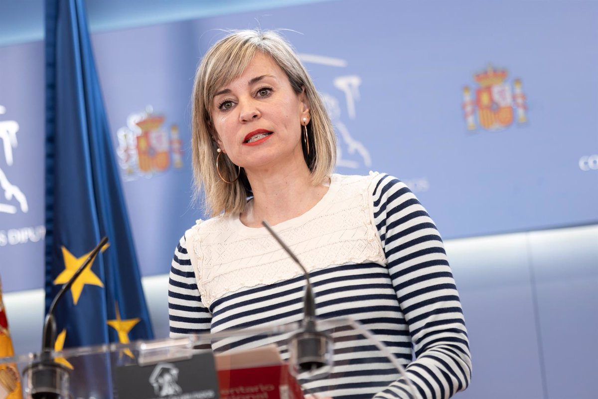 Sumar Cumple su Advertencia al PSOE y Presenta Ley para Eximir el SMI del IRPF