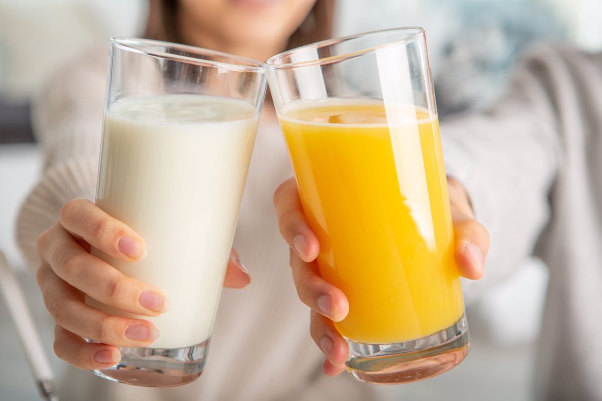 ¿Engorda el agua durante la comida? ¿Es preferible el agua con gas? ¿La leche se corta al mezclarse con un zumo?