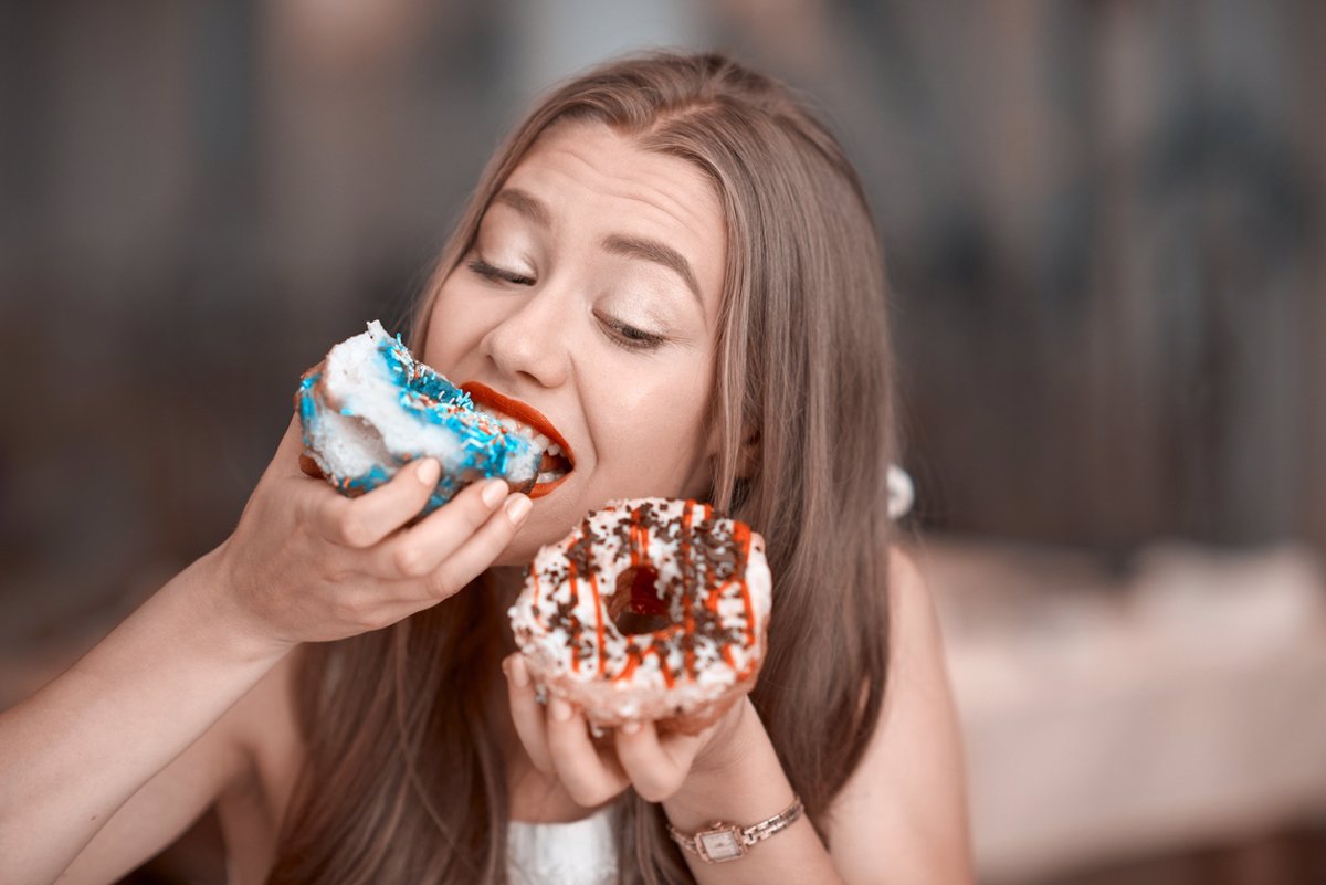 ¿Tienes hambre o es ansiedad? 5 consejos para identificarlos y mejorar tu relación con la comida.