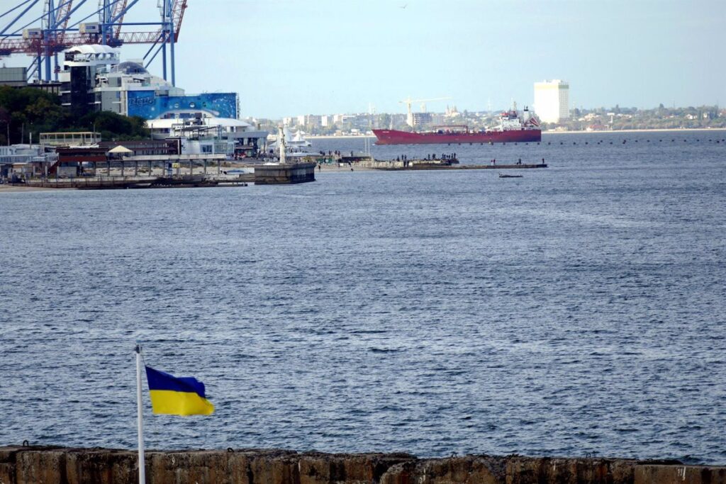 Cuatro Muertos en Ataque Aéreo de Rusia en el Puerto de Odesa, Ucrania: Últimas Noticias