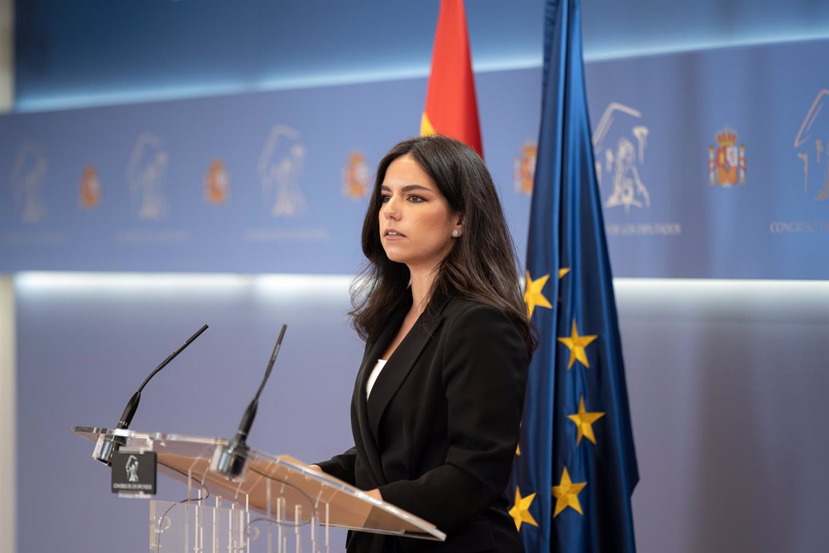 Descubre la Ceremonia de Confusión y Farsa: Un Análisis Profundo
