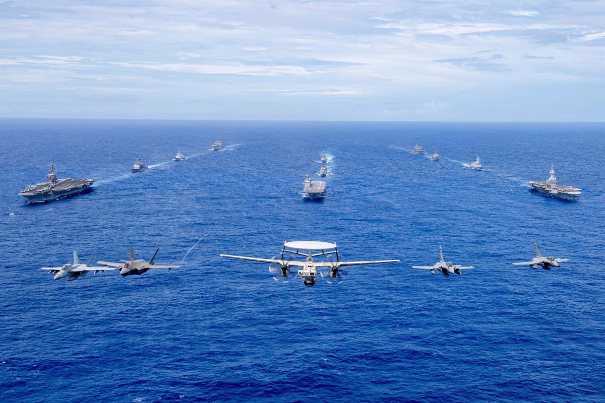 EE.UU. Refuerza su Presencia en Yemen con la Incorporación de un Segundo Portaaviones al Mar Rojo