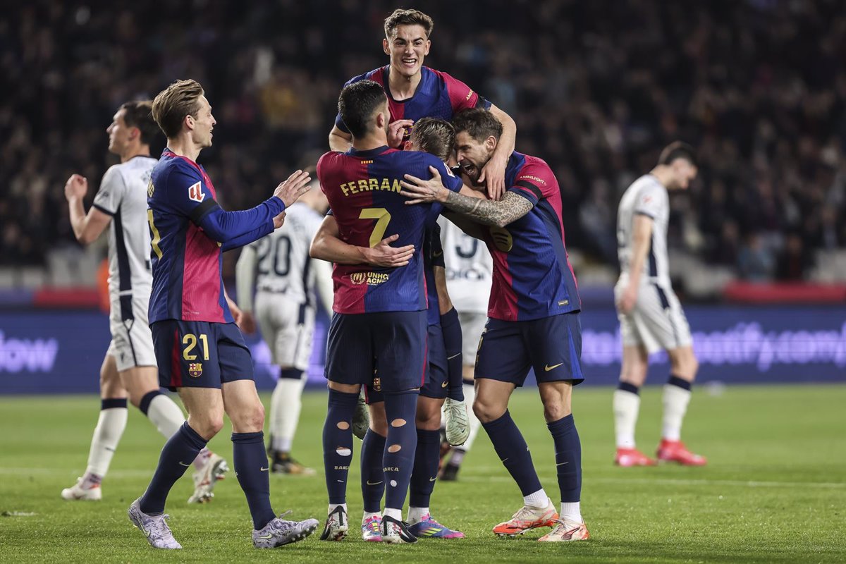 El Barça vuela sin resaca ante Osasuna